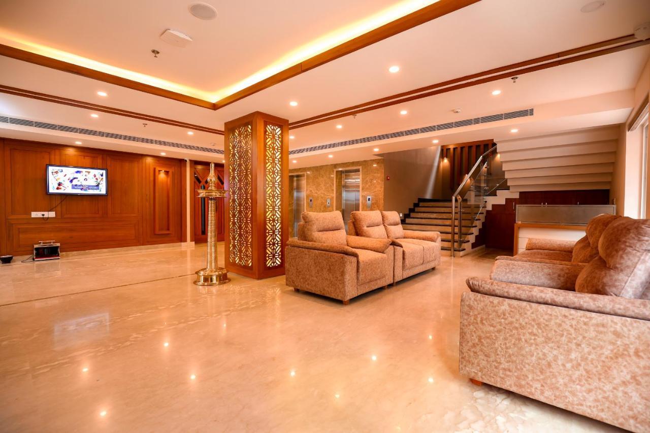 Hotel Krishnavalsam Regency Guruvāyūr Zewnętrze zdjęcie
