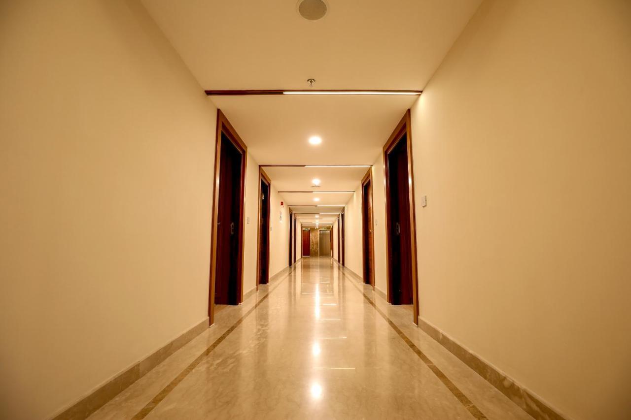 Hotel Krishnavalsam Regency Guruvāyūr Zewnętrze zdjęcie