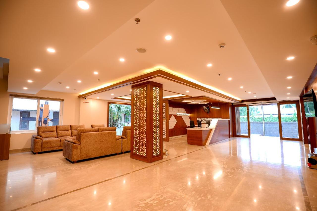 Hotel Krishnavalsam Regency Guruvāyūr Zewnętrze zdjęcie