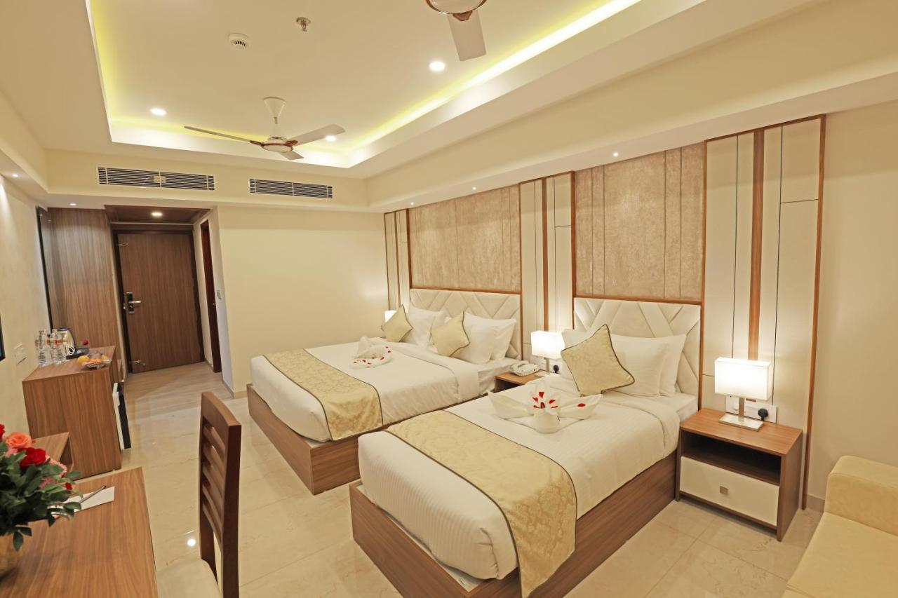 Hotel Krishnavalsam Regency Guruvāyūr Zewnętrze zdjęcie