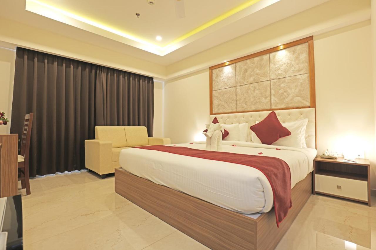 Hotel Krishnavalsam Regency Guruvāyūr Zewnętrze zdjęcie