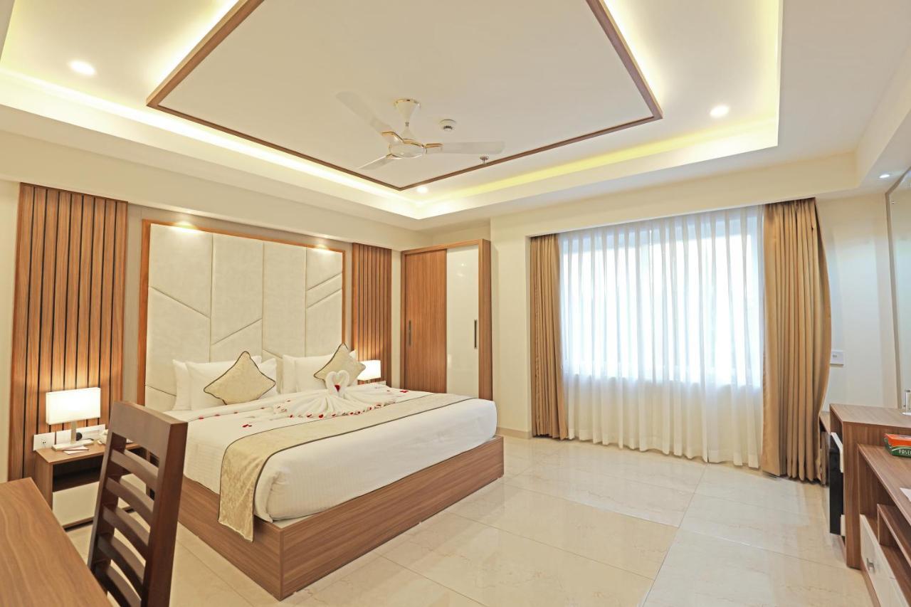 Hotel Krishnavalsam Regency Guruvāyūr Zewnętrze zdjęcie