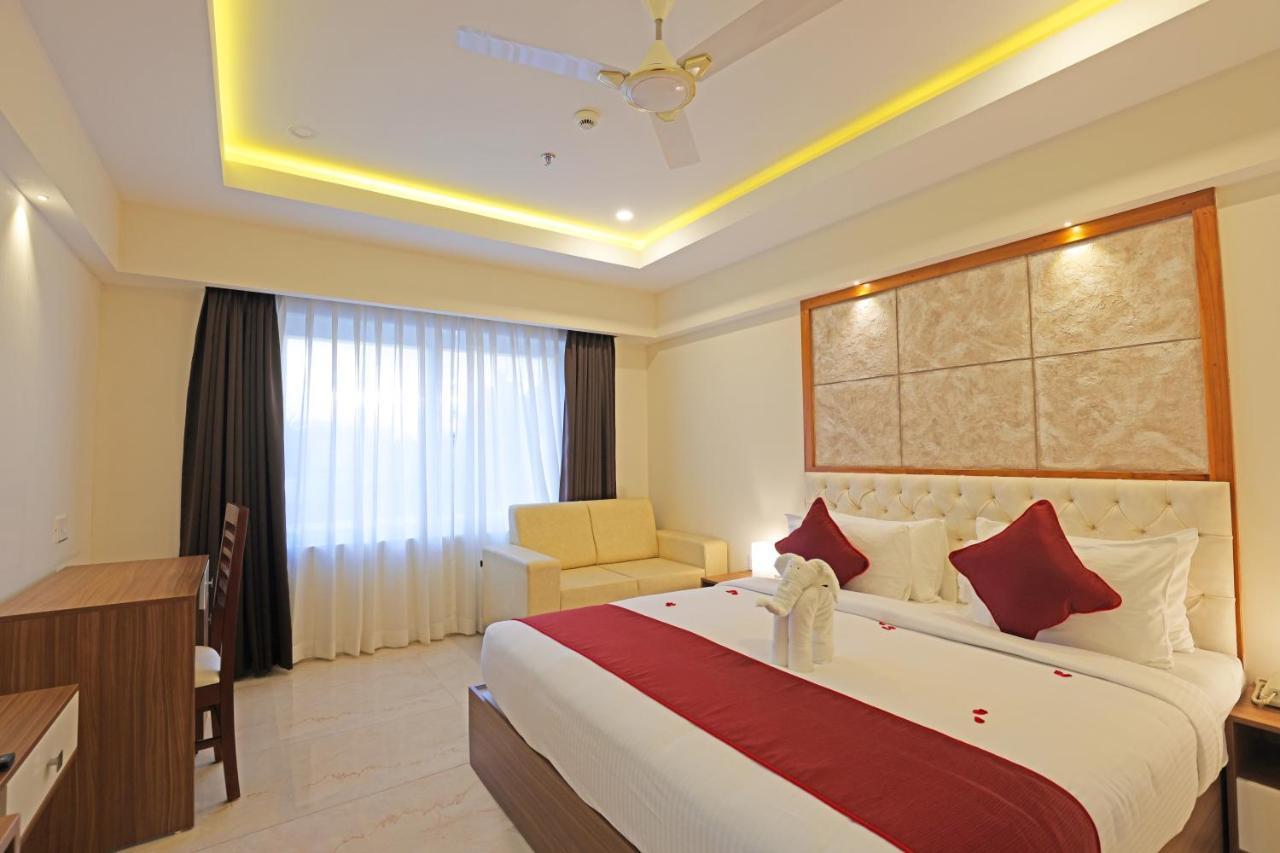 Hotel Krishnavalsam Regency Guruvāyūr Zewnętrze zdjęcie