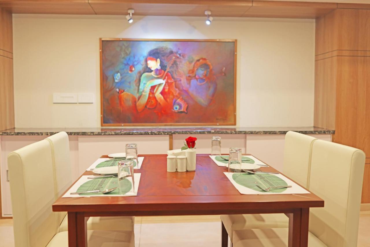 Hotel Krishnavalsam Regency Guruvāyūr Zewnętrze zdjęcie